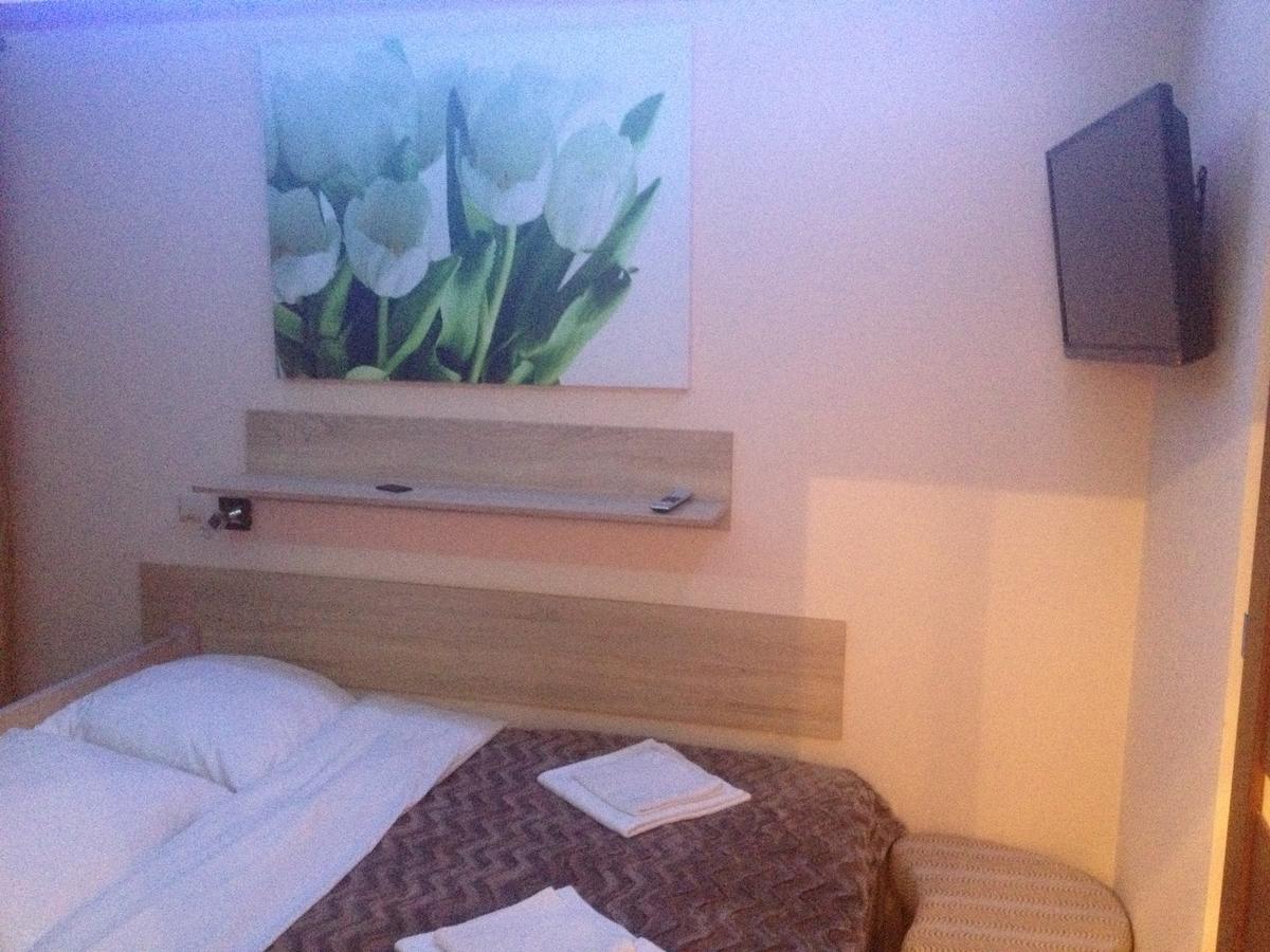 Hotel Mis Бохня Экстерьер фото